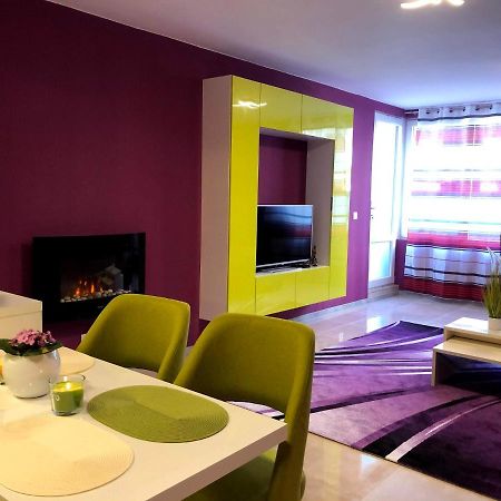 Ultraviolet relax apart Sofia Extérieur photo