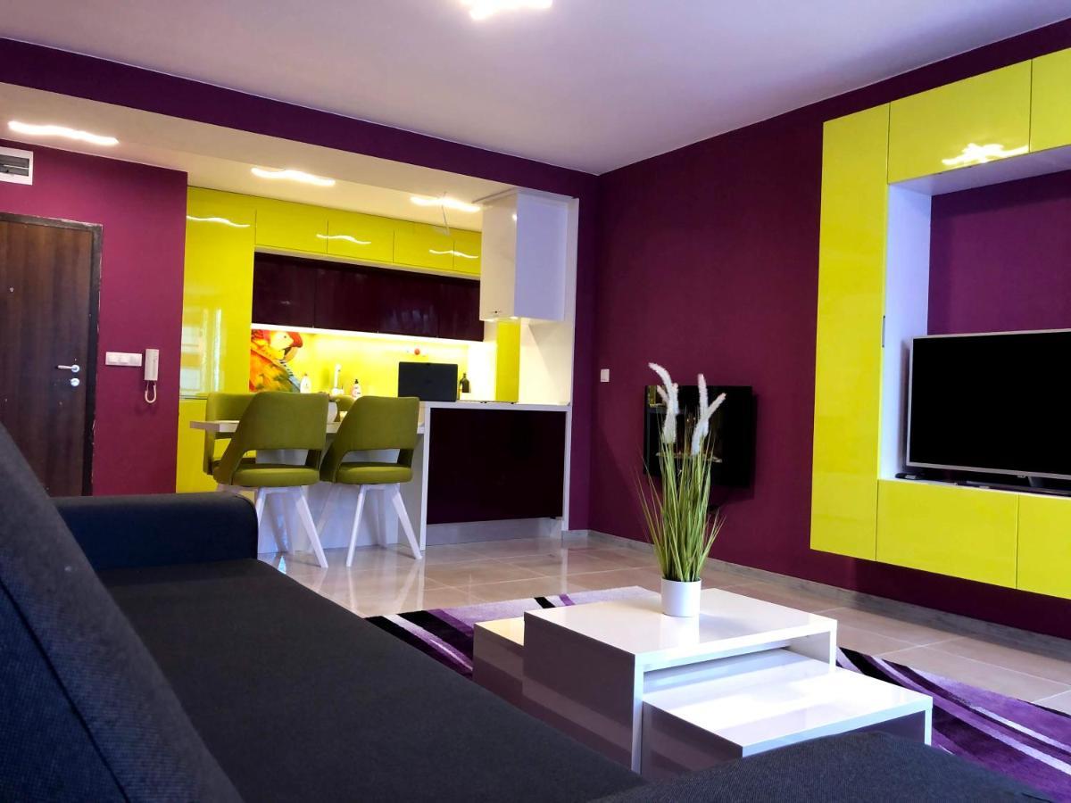 Ultraviolet relax apart Sofia Extérieur photo